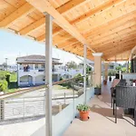 Apartment Anestis